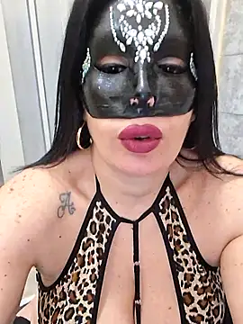 desyree89 online show from December 19, 2025, 4:27 am