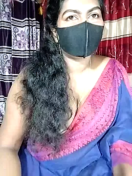 Snapshot of YERY_HOT chatting on September 29, 2025, 5:18 pm YERY HOT online show from September 29, 2025, 5:18 pm