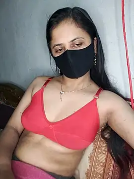 Snapshot of Hot_Nila chatting on February 13, 2025, 2:12 am Hot Nila online show from February 13, 2025, 2:12 am