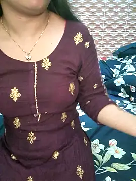 Hot Nila online show from March 22, 2026, 4:27 am