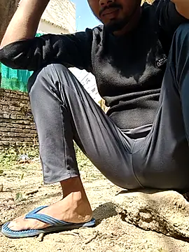 aryan 8051 online show from November 19, 2025, 5:18 am