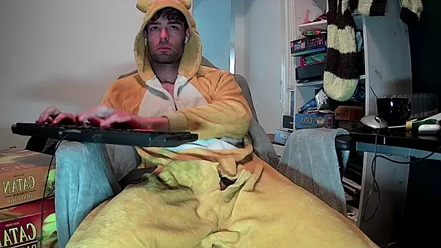 onesieboyx online show from March 31, 2026, 1:02 pm