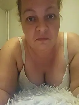 RyleeSherry online show from February 14, 2025, 6:19 pm