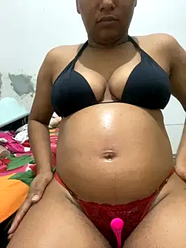 Snapshot of Mariaapimentinha chatting on September 25, 2025, 12:16 am Mariaapimentinha online show from September 25, 2025, 12:16 am