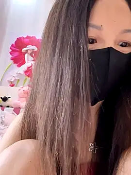 SSSniang- online show from September 27, 2025, 1:12 am