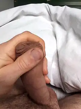 Snapshot of coquin5995 chatting on April 5, 2026, 7:04 am coquin5995 online show from April 5, 2026, 7:04 am