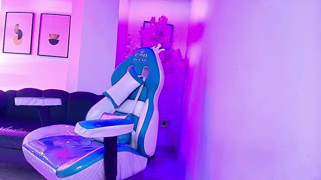 Arianna sweeet online show from April 26, 2026, 3:59 am