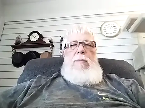 Snapshot of Futura_intx chatting on January 10, 2026, 7:53 pm Futura intx online show from January 10, 2026, 7:53 pm