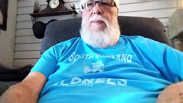 Snapshot of Futura_intx chatting on January 7, 2026, 10:04 pm Futura intx online show from January 7, 2026, 10:04 pm