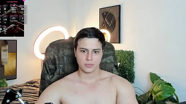 Snapshot of Thom_Ohtani chatting on March 5, 2026, 2:08 am Thom Ohtani online show from March 5, 2026, 2:08 am