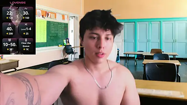 Snapshot of Thom_Ohtani chatting on February 16, 2025, 12:30 am Thom Ohtani online show from February 16, 2025, 12:30 am