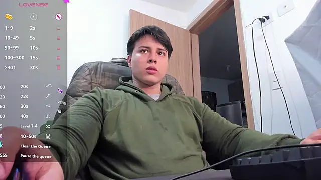 Snapshot of Thom_Ohtani chatting on September 12, 2025, 3:17 am Thom Ohtani online show from September 12, 2025, 3:17 am