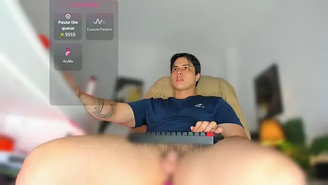 Snapshot of Thom_Ohtani chatting on April 11, 2026, 11:52 pm Thom Ohtani online show from April 11, 2026, 11:52 pm