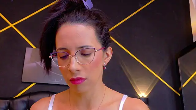 amabel zambrano online show from May 14, 2026, 11:07 am