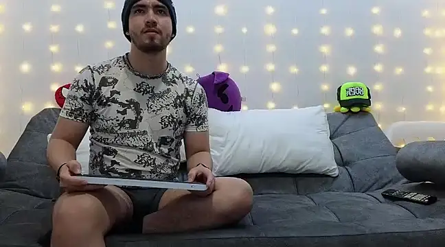 ErickBrant online show from January 28, 2025, 2:11 am