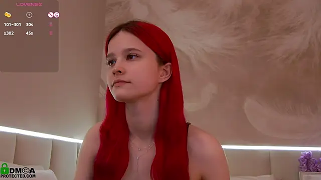 Rina Red online show from March 19, 2025, 5:08 am