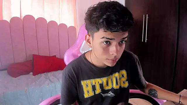 angelyoung18 online show from March 7, 2025, 6:22 pm