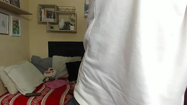 Blondandtattoofaced online show from March 22, 2025, 2:16 am