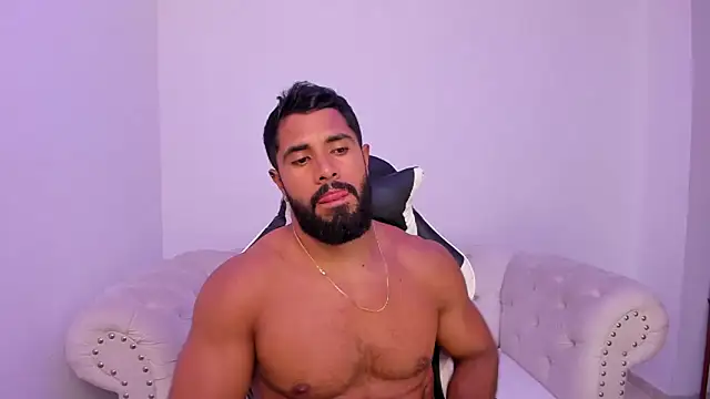 Santiago huntt online show from December 18, 2025, 2:16 am