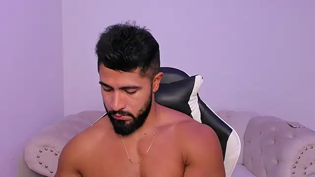 Santiago huntt online show from March 28, 2026, 1:23 pm