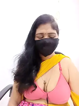Lucky-Deepthi online show from May 12, 2026, 9:32 pm