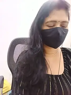 Snapshot of Lucky-Deepthi chatting on July 19, 2026, 4:37 pm Lucky-Deepthi online show from July 19, 2026, 4:37 pm
