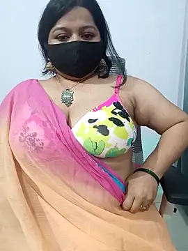 Snapshot of BigAssSarah chatting on February 3, 2026, 9:58 am BigAssSarah online show from February 3, 2026, 9:58 am