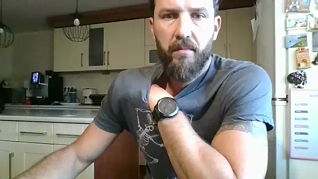 realdilf online show from September 25, 2025, 7:14 am