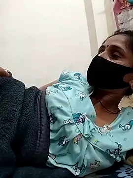 Snapshot of priyancyfun chatting on March 5, 2025, 9:05 am priyancyfun online show from March 5, 2025, 9:05 am