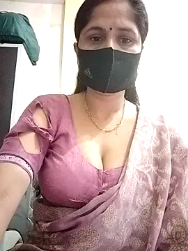 priyancyfun online show from May 10, 2026, 3:43 am