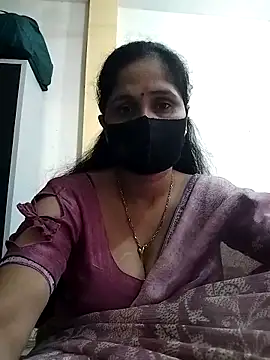 Snapshot of priyancyfun chatting on March 15, 2026, 8:43 am priyancyfun online show from March 15, 2026, 8:43 am