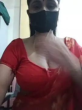 priyancyfun online show from May 18, 2026, 4:45 pm