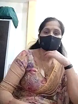 Snapshot of priyancyfun chatting on April 14, 2026, 4:34 pm priyancyfun online show from April 14, 2026, 4:34 pm