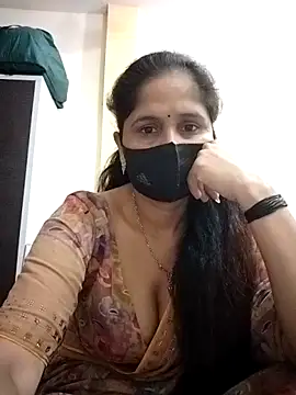 Snapshot of priyancyfun chatting on April 15, 2026, 4:51 am priyancyfun online show from April 15, 2026, 4:51 am