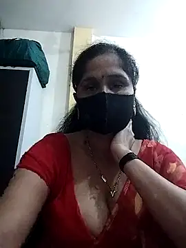 Snapshot of priyancyfun chatting on April 5, 2026, 4:35 pm priyancyfun online show from April 5, 2026, 4:35 pm