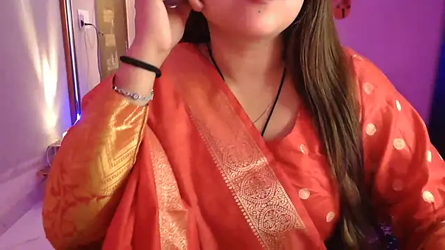 Snapshot of Mitikaa chatting on March 1, 2026, 1:22 pm Mitikaa online show from March 1, 2026, 1:22 pm