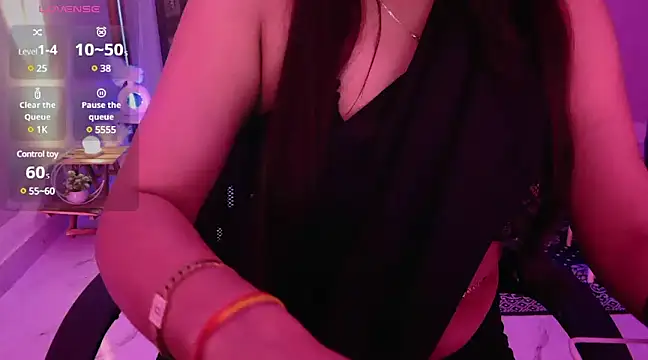 Snapshot of Mitikaa chatting on February 27, 2025, 2:10 pm Mitikaa online show from February 27, 2025, 2:10 pm