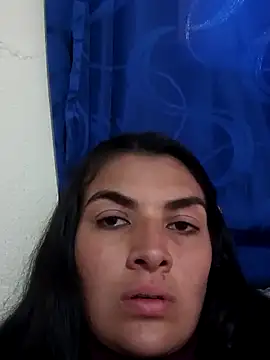 Snapshot of blue_and_whithe chatting on March 27, 2026, 4:30 pm blue and whithe online show from March 27, 2026, 4:30 pm