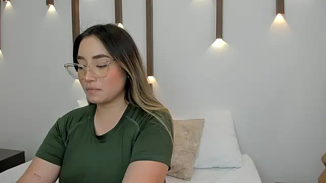 Snapshot of antonella_cutie_ chatting on January 31, 2025, 3:11 pm antonella cutie online show from January 31, 2025, 3:11 pm
