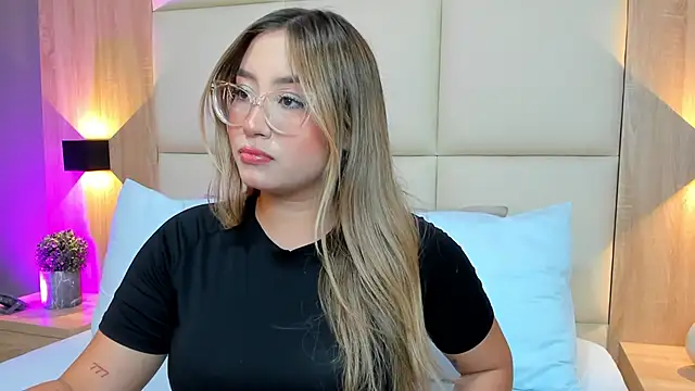 antonella cutie  online show from October 20, 2025, 12:38 pm