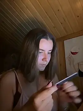 Snapshot of mewKate chatting on September 27, 2025, 5:19 pm mewKate online show from September 27, 2025, 5:19 pm