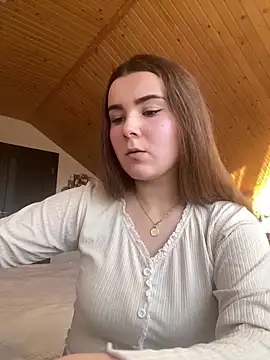 Snapshot of mewKate chatting on March 19, 2025, 3:40 pm mewKate online show from March 19, 2025, 3:40 pm