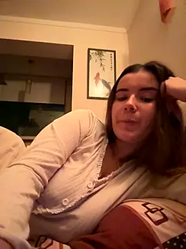 Snapshot of mewKate chatting on October 11, 2025, 9:49 pm mewKate online show from October 11, 2025, 9:49 pm