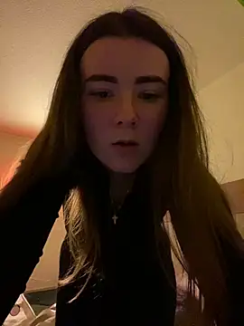 mewKate online show from March 25, 2026, 7:24 pm