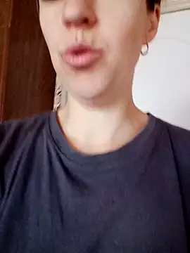 Calibers2932 online show from October 19, 2025, 8:17 am