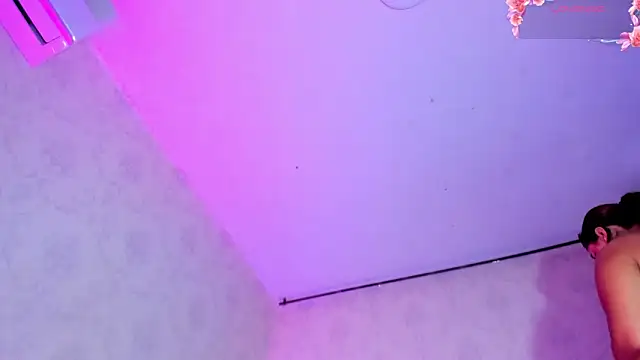 Snapshot of NAHIARA_LEE chatting on January 15, 2026, 12:30 pm NAHIARA LEE online show from January 15, 2026, 12:30 pm