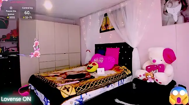 Snapshot of Aliana_Ross chatting on March 8, 2025, 11:58 am Aliana Ross online show from March 8, 2025, 11:58 am