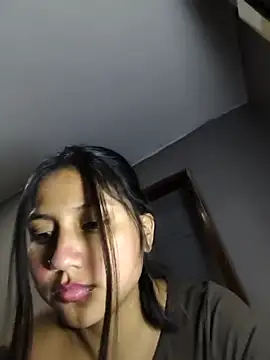 Snapshot of Adrianisx chatting on February 19, 2025, 12:57 am Adrianisx online show from February 19, 2025, 12:57 am