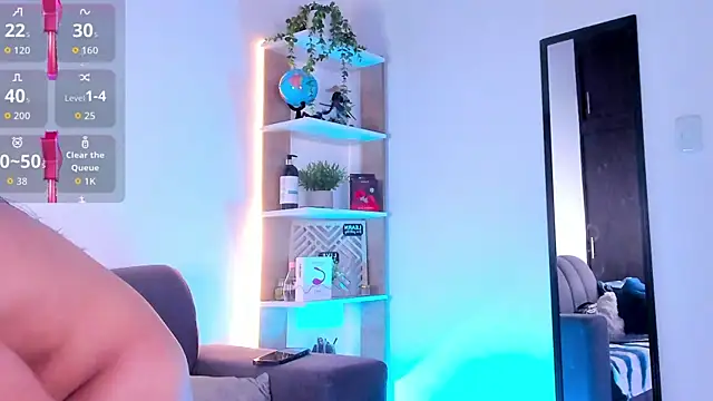 Yorkeidys1 online show from April 15, 2026, 12:10 pm