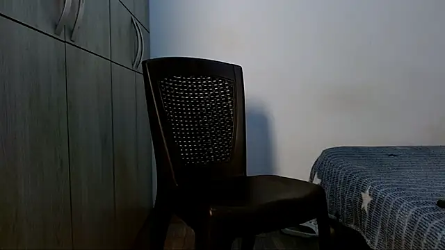 Snapshot of lonelydick2002 chatting on February 6, 2026, 9:16 am lonelydick2002 online show from February 6, 2026, 9:16 am